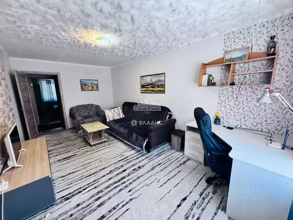 2-к кв. Крым, Керчь ул. Лейтенанта Бувина, 7 (47.0 м) - Фото 1