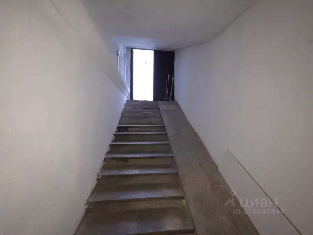 Помещение свободного назначения в Москва ул. Коминтерна, 13/4 (96 м) - Фото 1