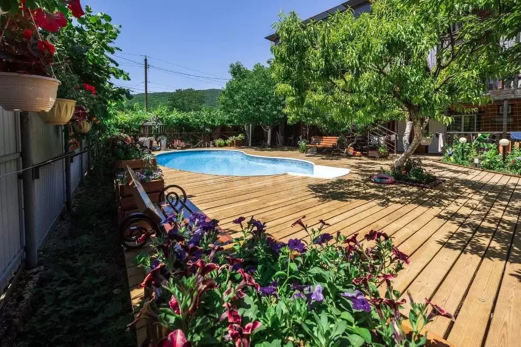 Дом в Краснодарский край, Геленджик городской округ, с. Береговое  ... - Фото 1