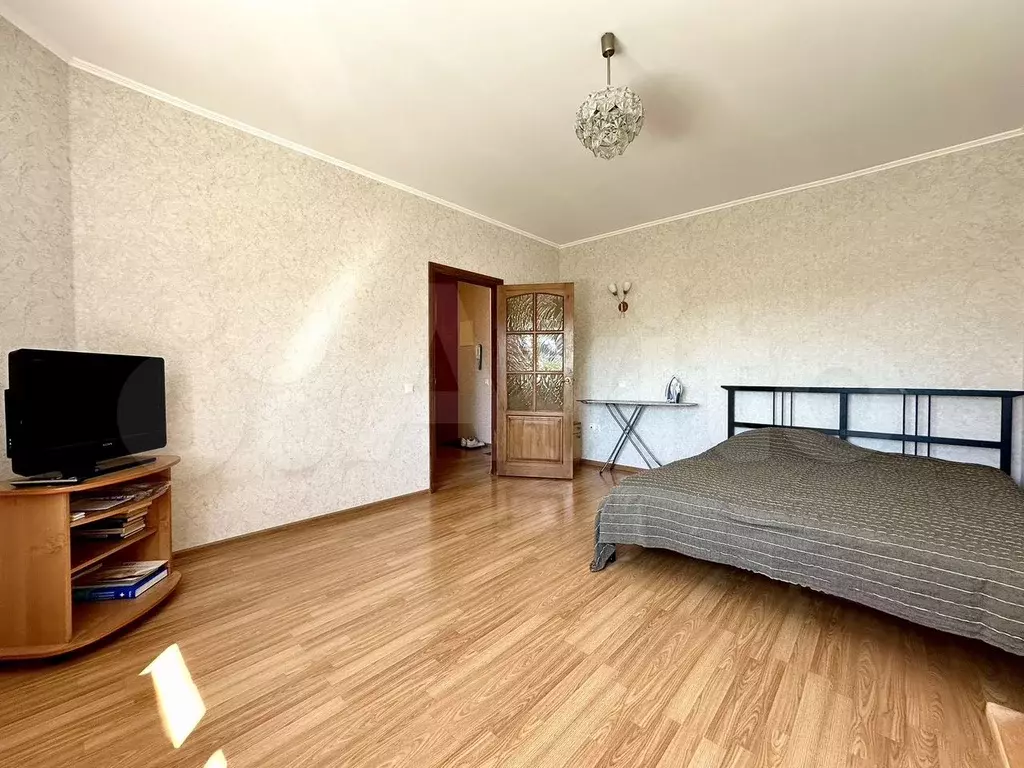 1-к. квартира, 50 м, 5/10 эт. - Фото 0