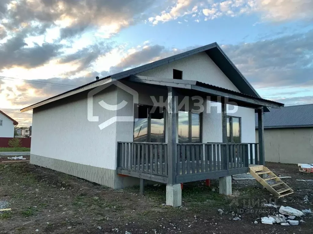 Дом в Свердловская область, Полевской городской округ, с. Курганово, ... - Фото 0