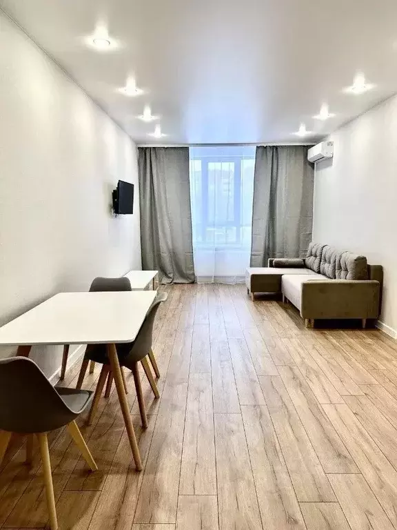 1-к кв. Татарстан, Казань ул. Аметьевская магистраль, 18к3 (40.0 м) - Фото 2