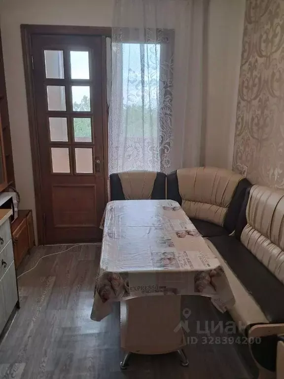 3-к кв. Крым, Симферополь ул. Железнодорожная, 12 (76.0 м) - Фото 2