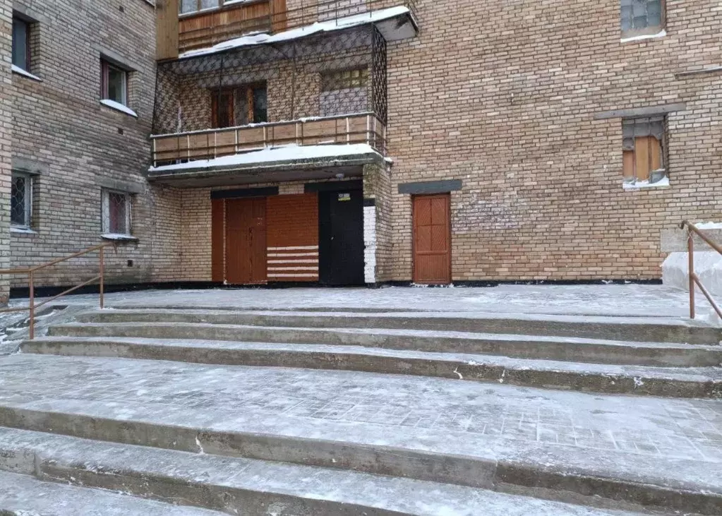 Комната Новгородская область, Великий Новгород ул. Саши Устинова, 7 ... - Фото 1