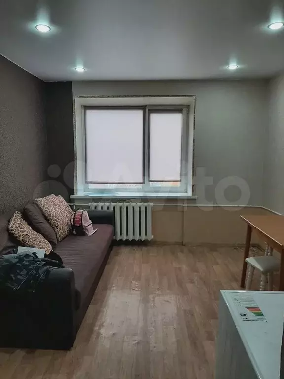 Комната 13,5 м в 1-к., 5/5 эт. - Фото 1