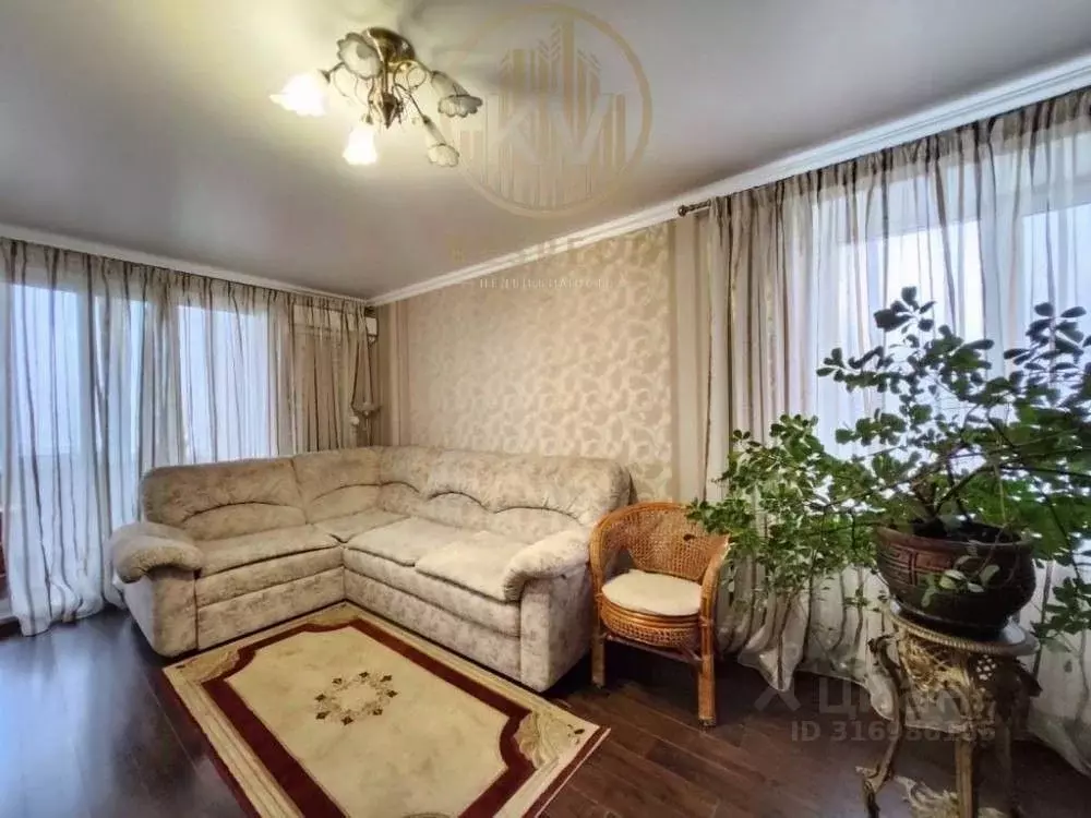 3-к кв. Ставропольский край, Ессентуки ул. Маяковского, 25/2 (75.9 м) - Фото 1