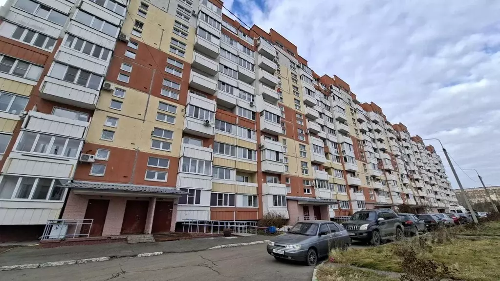 2-к кв. Омская область, Омск ул. Завертяева, 9к6 (56.5 м) - Фото 0