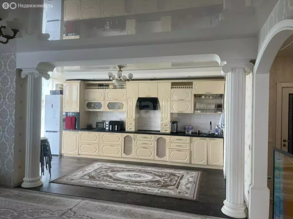 3-комнатная квартира: Саратов, Усть-Курдюмская улица, 25 (119 м) - Фото 2