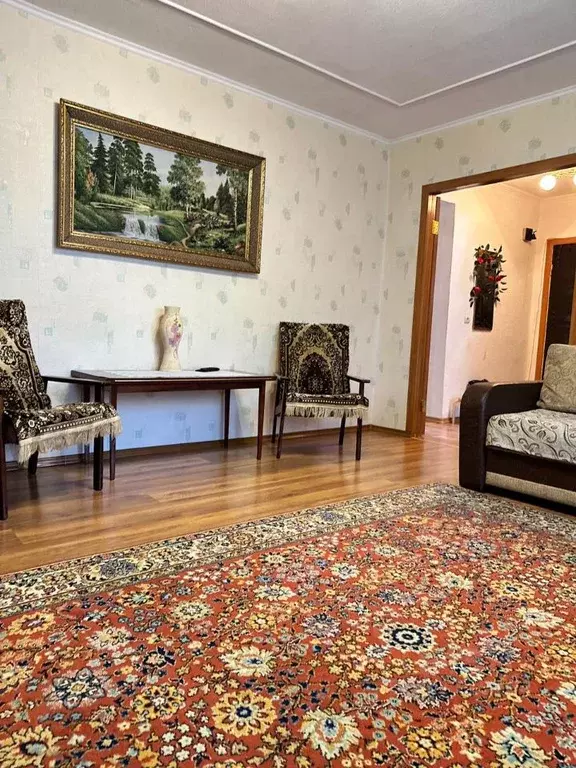 3-к кв. Ростовская область, Каменск-Шахтинский ул. Больничная, 21 ... - Фото 0