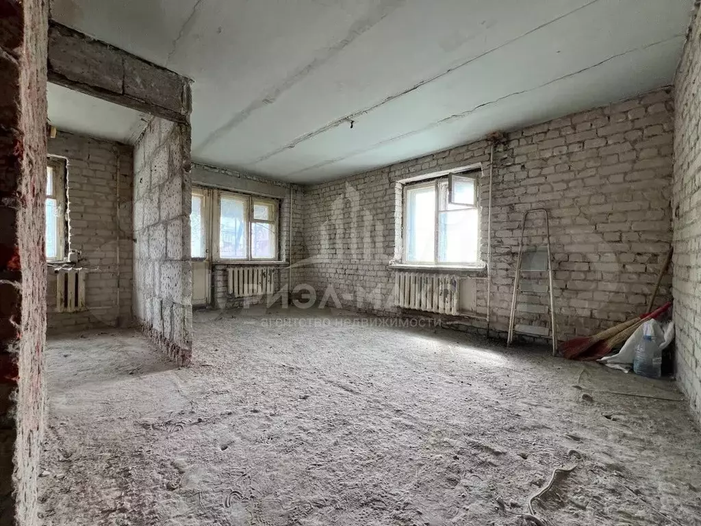1-к. квартира, 31 м, 4/4 эт. - Фото 0