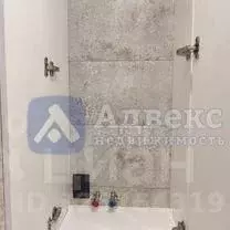 3-к кв. Тюменская область, Тюмень ул. Мельникайте, 99 (55.2 м) - Фото 2