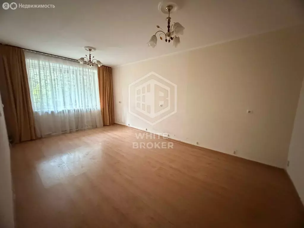 1-комнатная квартира: Ялта, Рабочая улица, 24к1 (35 м) - Фото 1