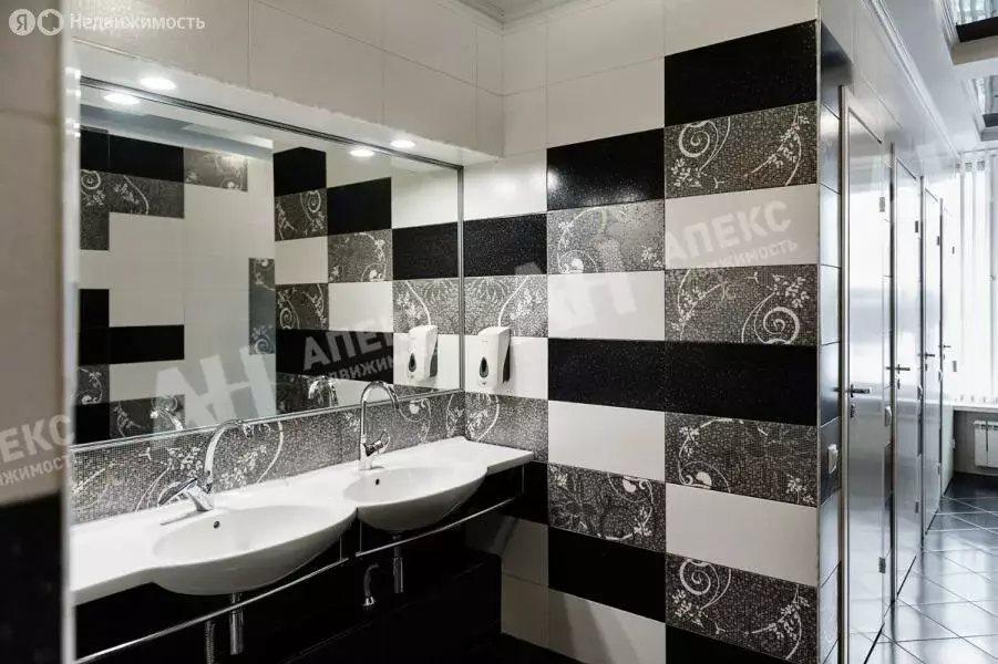 Офис (128 м) - Фото 1