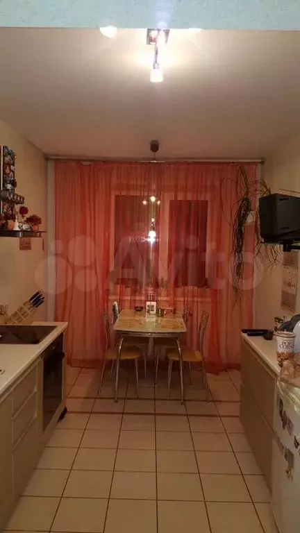 3-к. квартира, 80 м, 4/10 эт. - Фото 0