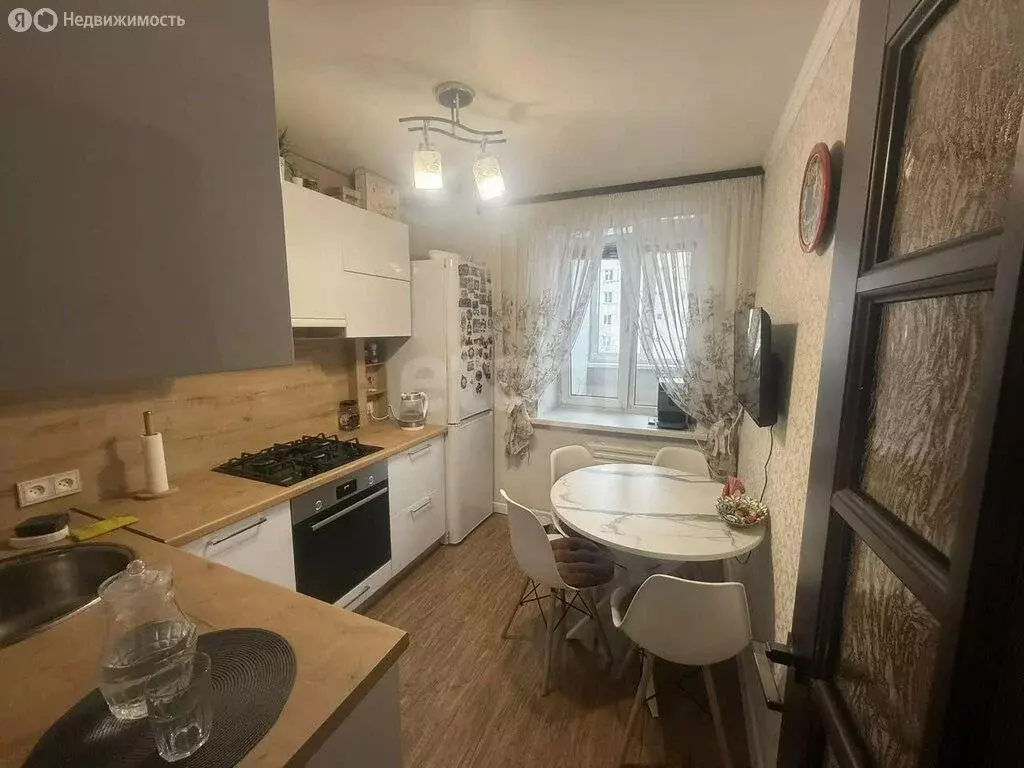 2-комнатная квартира: Стерлитамак, микрорайон Михайловский, улица ... - Фото 1