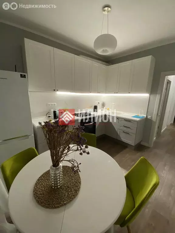 2-комнатная квартира: Мирное, улица Крымской Весны, 1к5 (55.7 м) - Фото 2