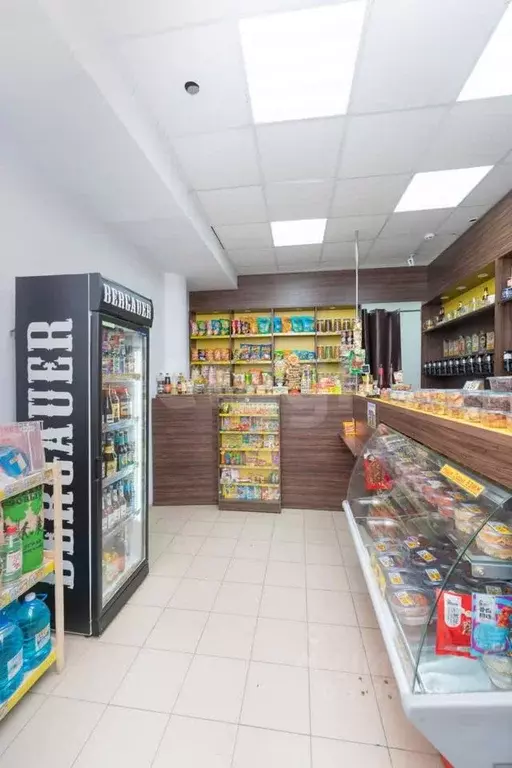 Торговая площадь в Пермский край, Пермь Воронежская ул., 20 (105 м) - Фото 1