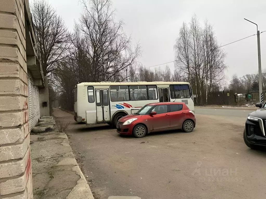 Помещение свободного назначения в Тверская область, Тверь д. Большие ... - Фото 1