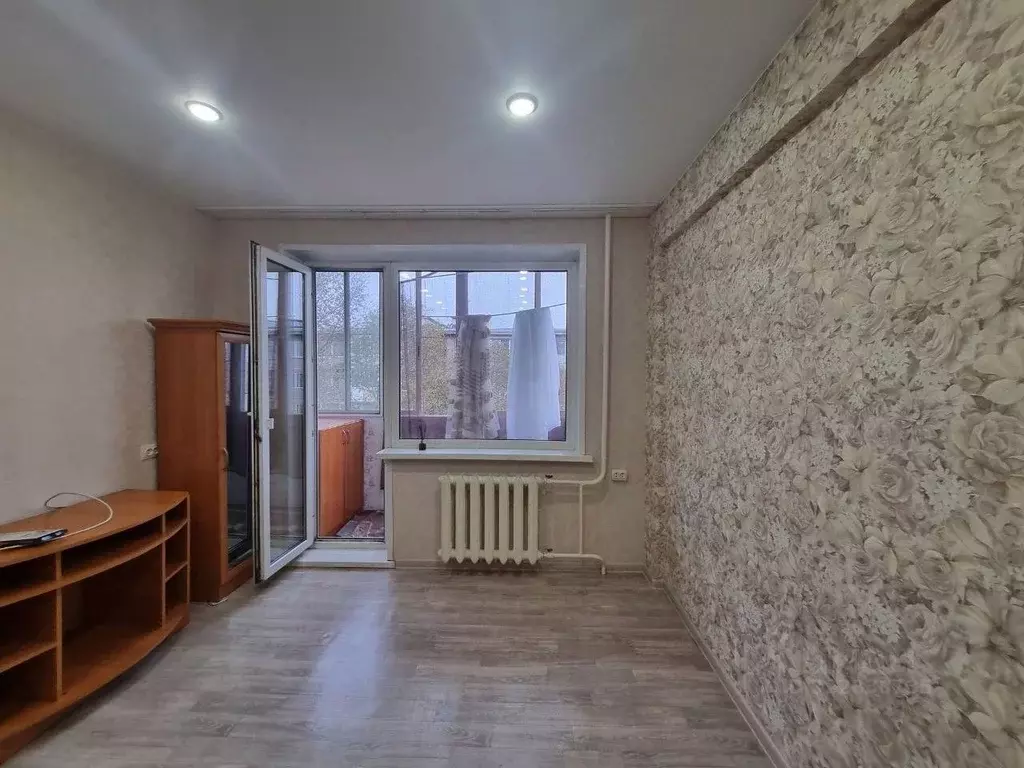 2-к кв. Хакасия, Абакан ул. Комарова, 8 (43.0 м) - Фото 1