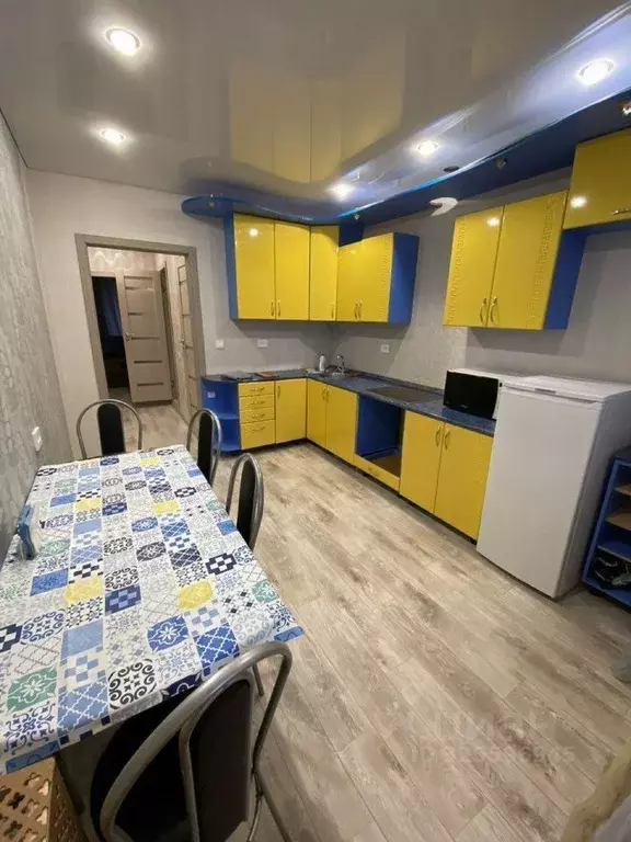 2-к кв. Белгородская область, Старый Оскол ул. Ватутина, 85 (64.0 м) - Фото 1