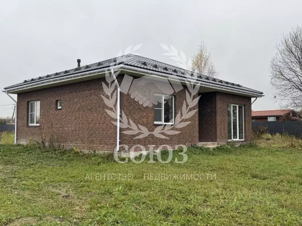 Дом в Калужская область, Перемышльский муниципальный округ, Большие ... - Фото 1