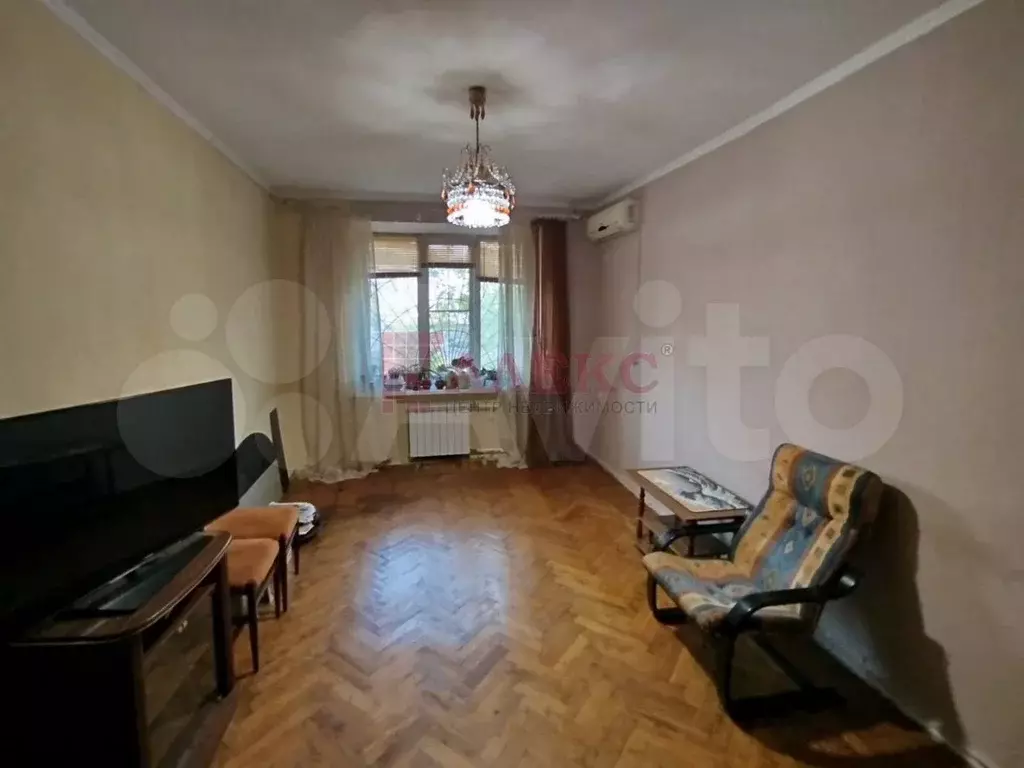 3-к. квартира, 61 м, 1/4 эт. - Фото 0