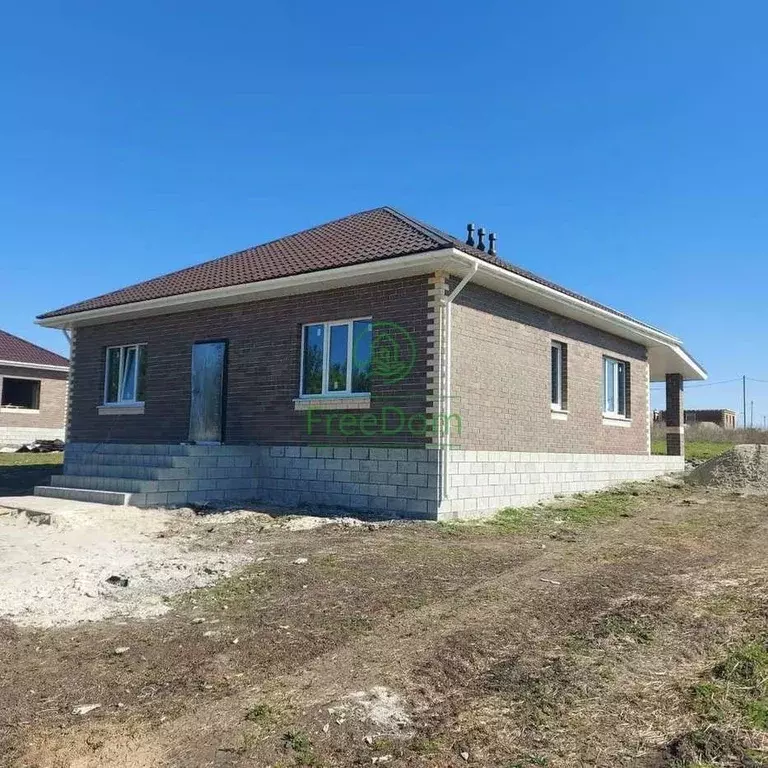 Дом в Белгородская область, Строитель Яковлевский городской округ, ул. ... - Фото 1