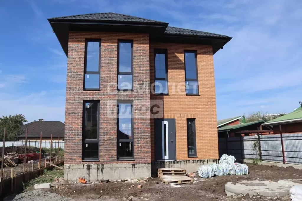 Дом в Краснодарский край, Краснодар ул. Ирклиевская, 19 (160 м) - Фото 2