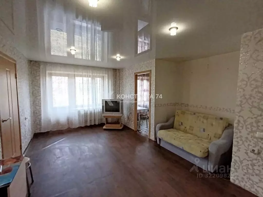 2-к кв. Челябинская область, Челябинск ул. Калмыкова, 10 (44.0 м) - Фото 1