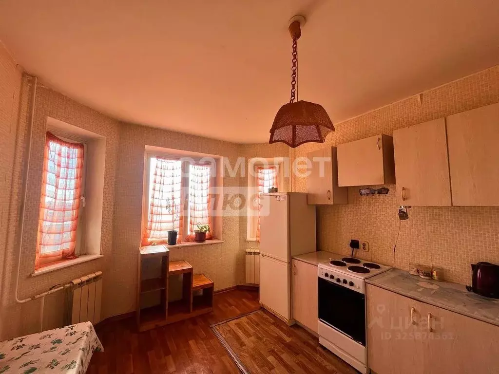 2-к кв. Курская область, Курск просп. Победы, 12 (56.0 м) - Фото 1