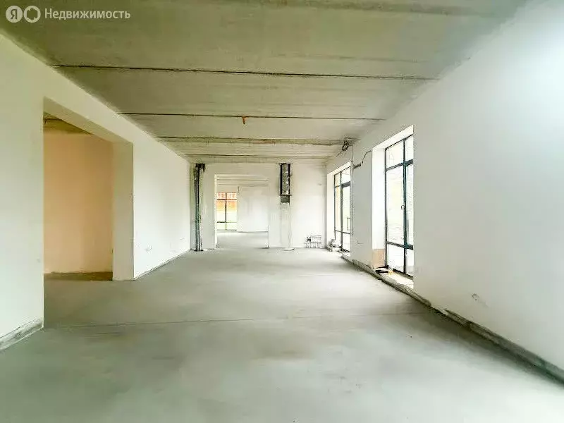 Торговая площадь (175 м) - Фото 1