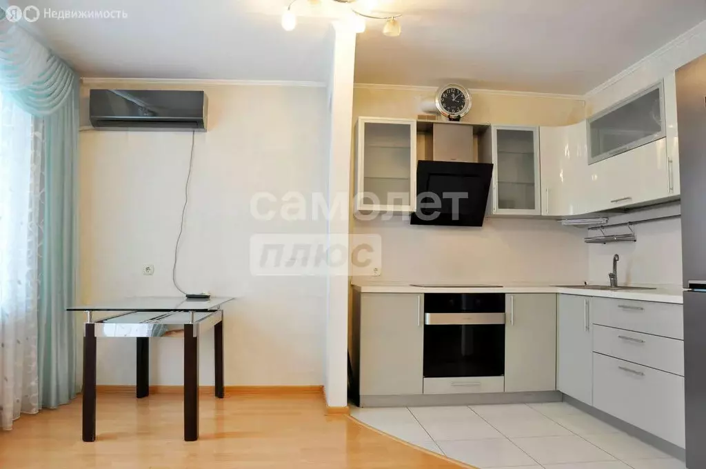 2-комнатная квартира: Благовещенск, улица Василенко, 16/1 (60.8 м) - Фото 1