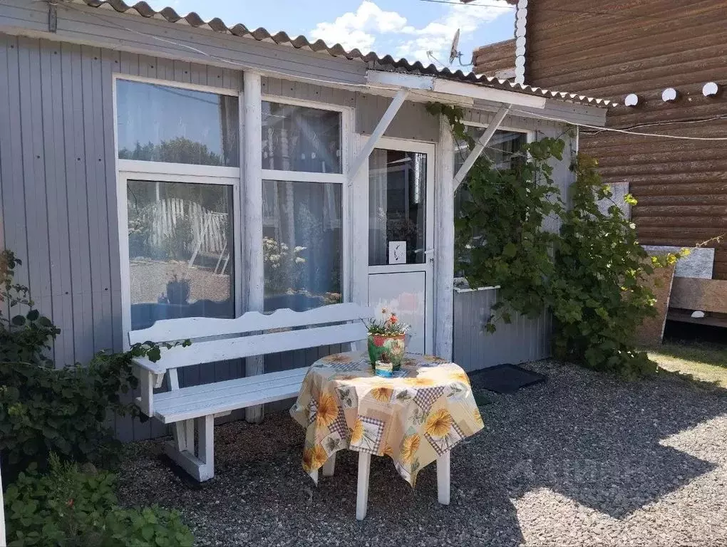 Дом в Краснодарский край, Ейский район, Должанская ст-ца ул. Калинина, ... - Фото 1