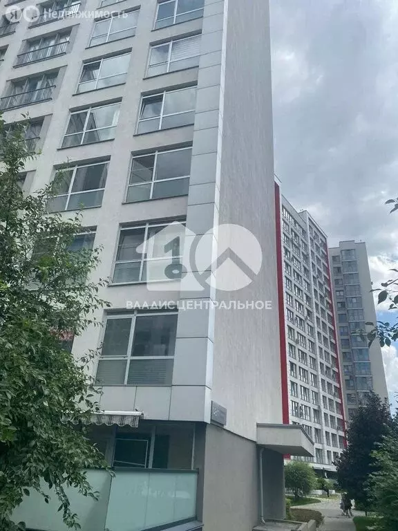 3-комнатная квартира: Новосибирск, улица Немировича-Данченко, 148/1 ... - Фото 1