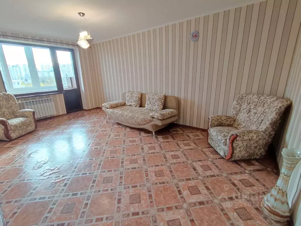 2-к кв. Севастополь ул. Адмирала Фадеева, 31И (61.0 м) - Фото 1