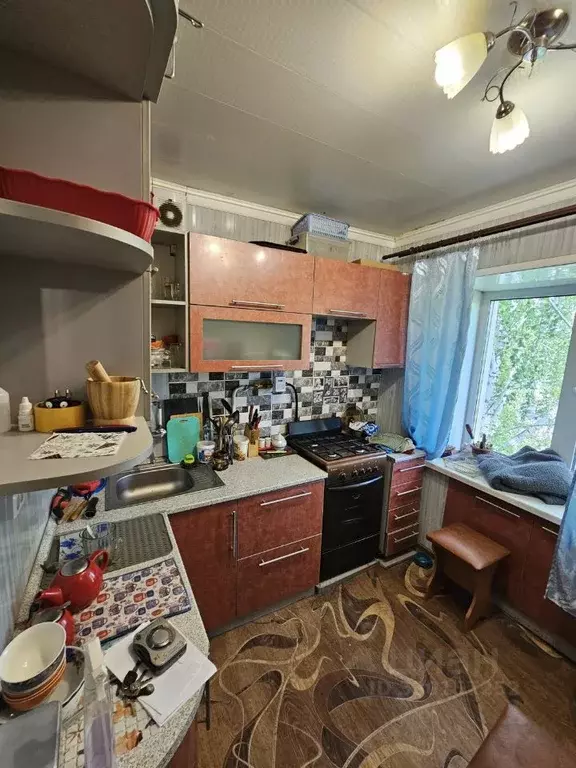 3-к кв. Омская область, Омск ул. 10 лет Октября, 180А (56.0 м) - Фото 1