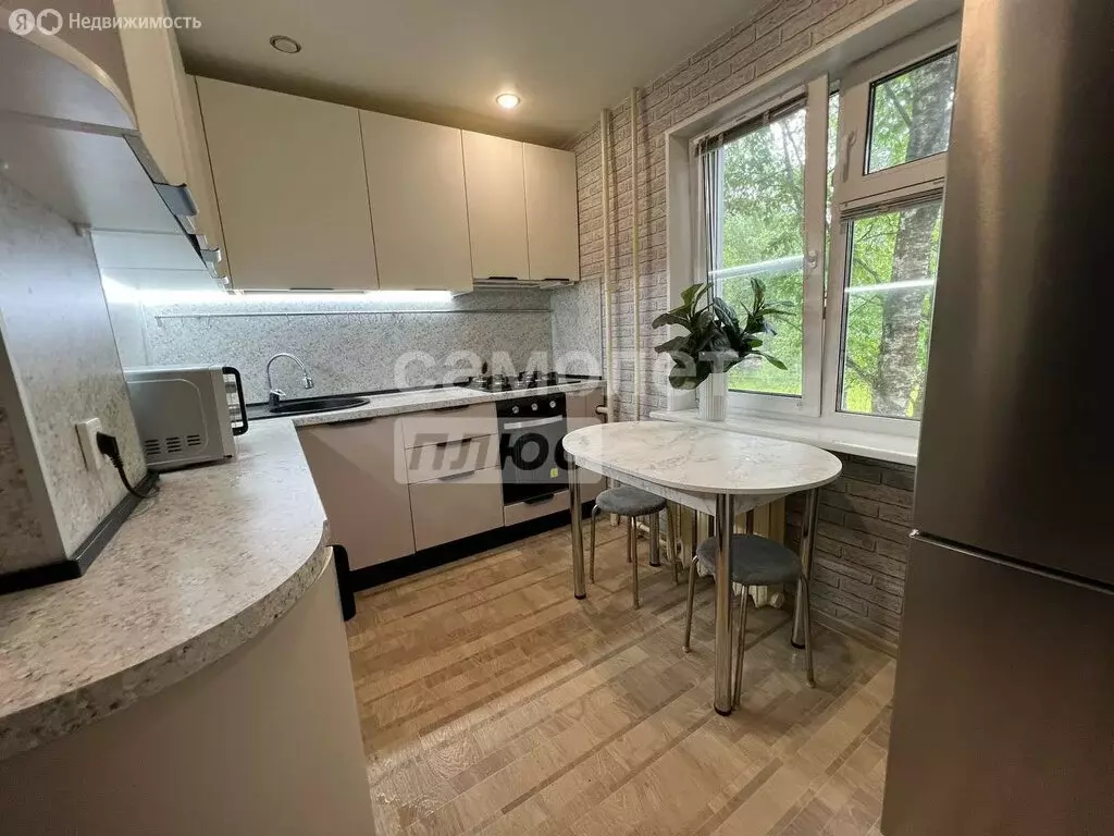 2-комнатная квартира: Сыктывкар, улица Борисова, 4 (44 м) - Фото 1