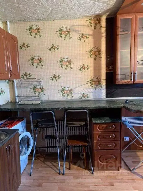 Комната Омская область, Омск Привокзальный мкр, ул. Карбышева, 38А ... - Фото 0