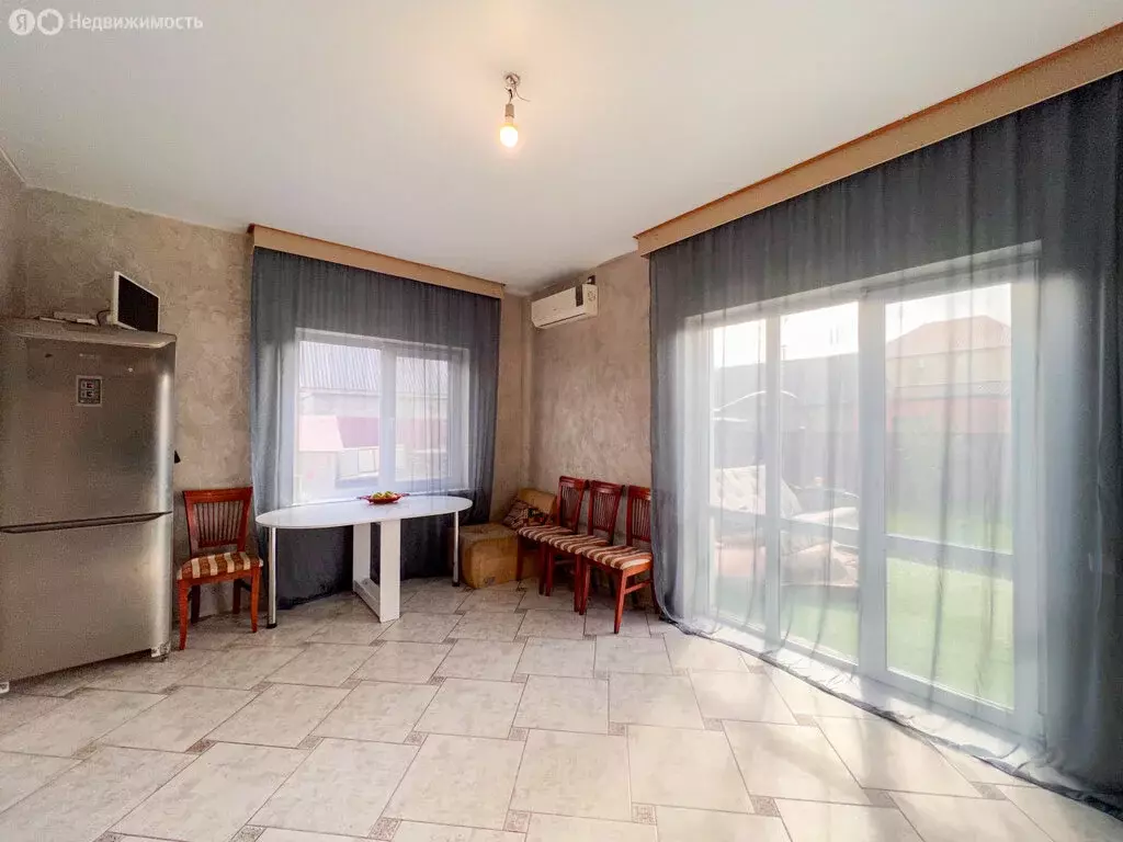 Дом в село Ивановка, Советская улица, 57А (155.7 м) - Фото 2