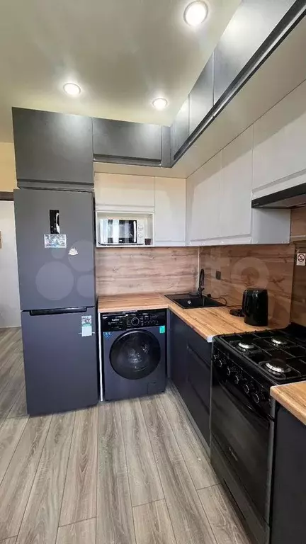 1-к. квартира, 32 м, 3/3 эт. - Фото 0