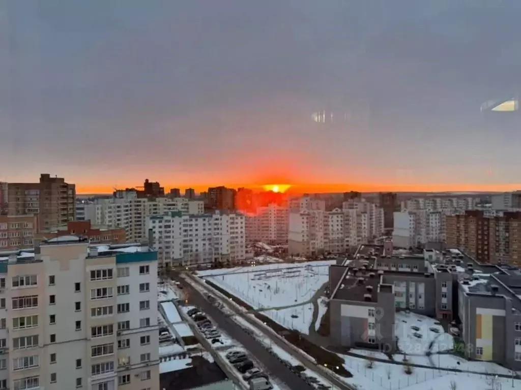 3-к кв. Белгородская область, Старый Оскол Степной мкр, 21 (100.0 м) - Фото 1