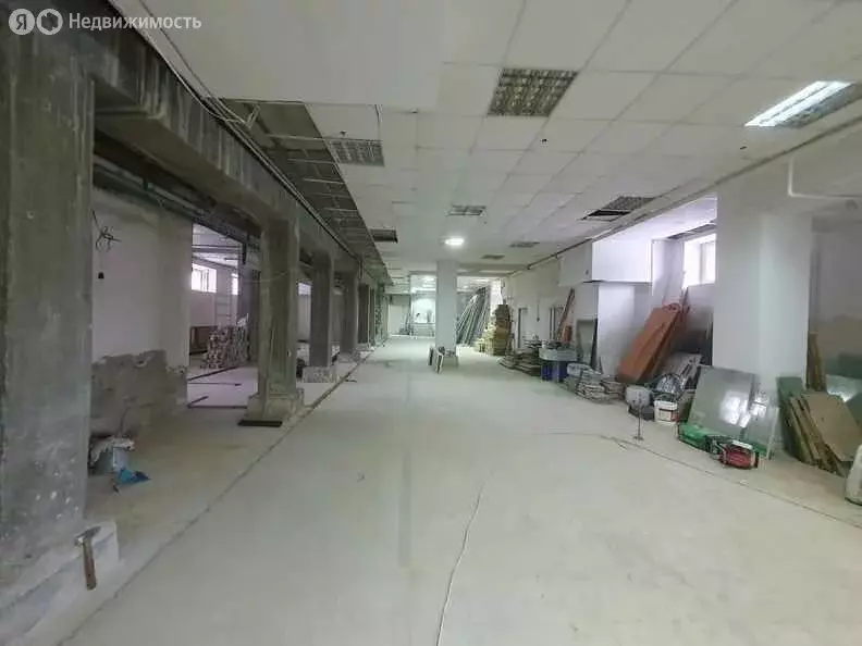 Торговая площадь (477 м) - Фото 1