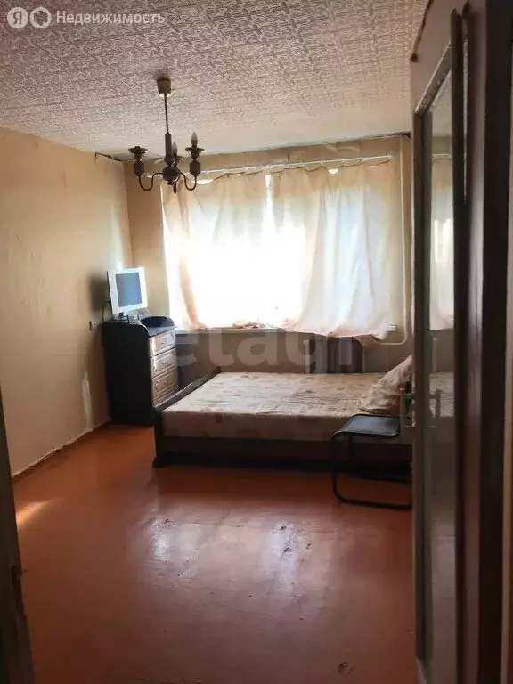 2-комнатная квартира: Брянск, улица Володарского, 70 (46 м) - Фото 0