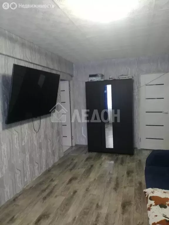 3-комнатная квартира: Омск, микрорайон Заозёрный, улица Глинки, 2 ... - Фото 2