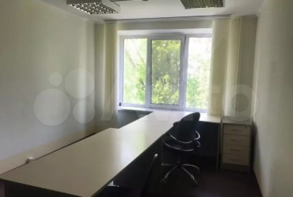 Офис 51м2 на Трофимова 25к2 - Фото 1