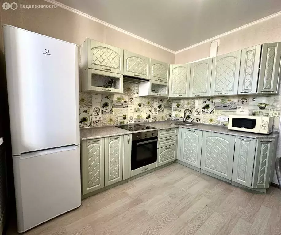 1-комнатная квартира: Оренбург, улица Геннадия Донковцева, 15 (41.9 м) - Фото 0