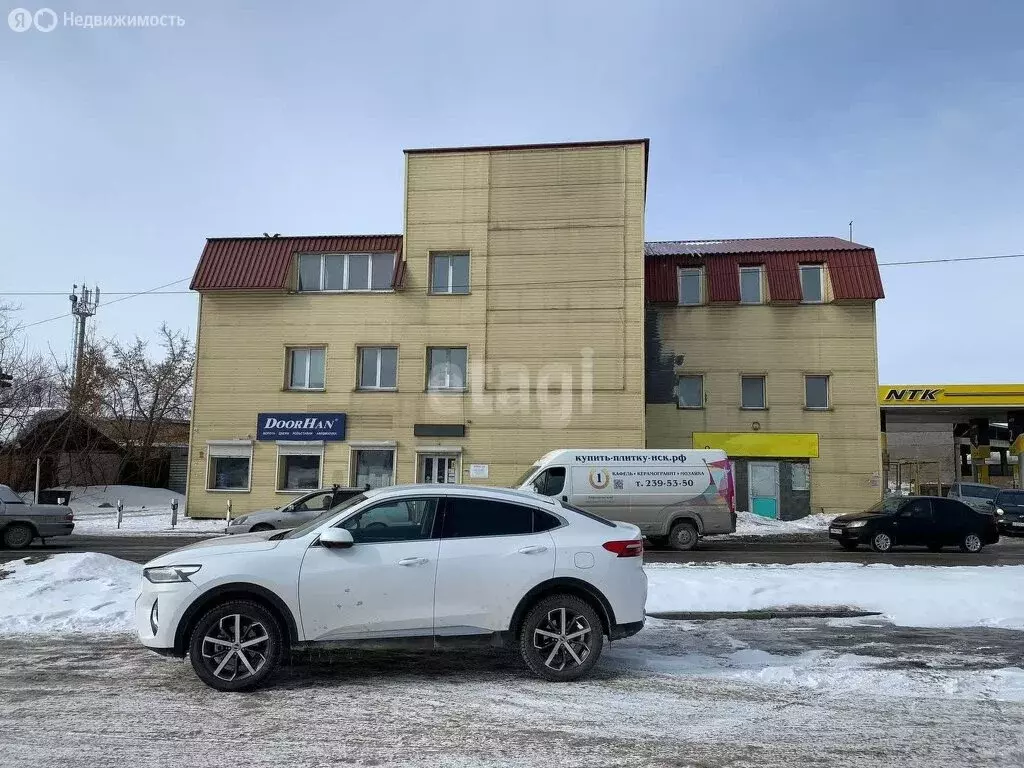 Помещение свободного назначения (225 м) - Фото 0