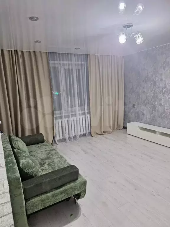 2-к. квартира, 50 м, 5/5 эт. - Фото 0
