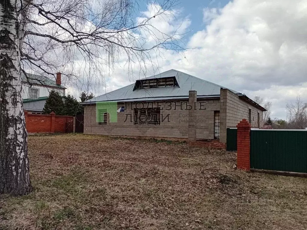 Дом в Башкортостан, Уфимский район, Красноярский сельсовет, с. ... - Фото 0