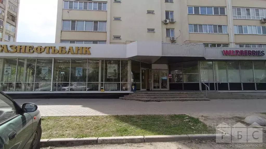 Торговая площадь в Саратовская область, Энгельс Петровская ул., 90 ... - Фото 1